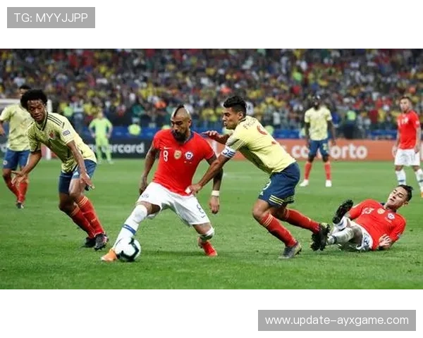 哥伦比亚边路突入制造点球变局:足球场上的精彩瞬间 哥伦比亚边路突入制造点球变局:足球场上的精彩瞬间